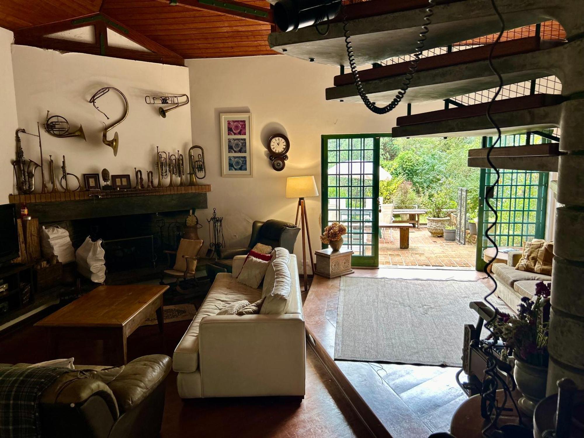 Casa Toscana Com Piscina A 10min Do Capivari Casa de férias *